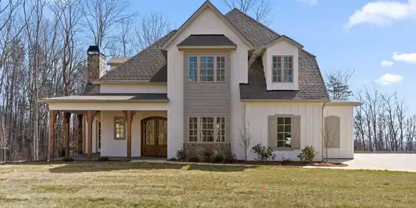 8420 Bear Paw Trail