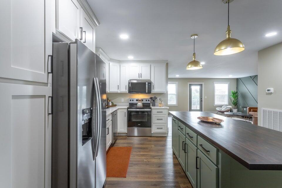 Image 4: Kitchen (Representative)