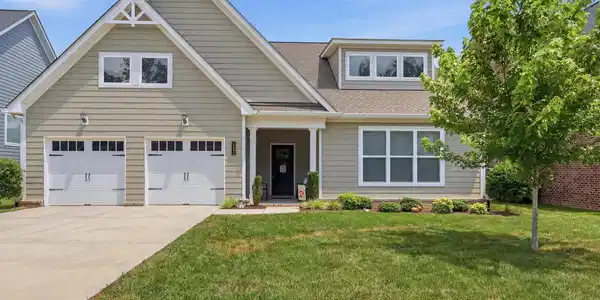 1533 Buttonwood Loop
