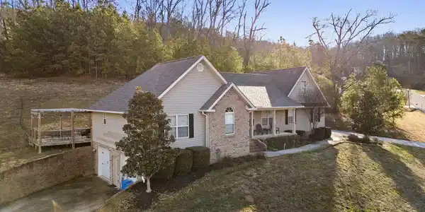 Image 4: 5-web-or-mls-175 Stonewood-Ben A-34