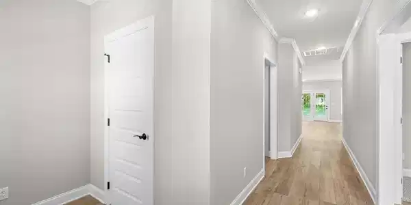 Image 4: Stock Photo Home under construction