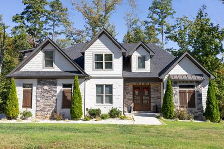 8417 Pine Ridge Road
