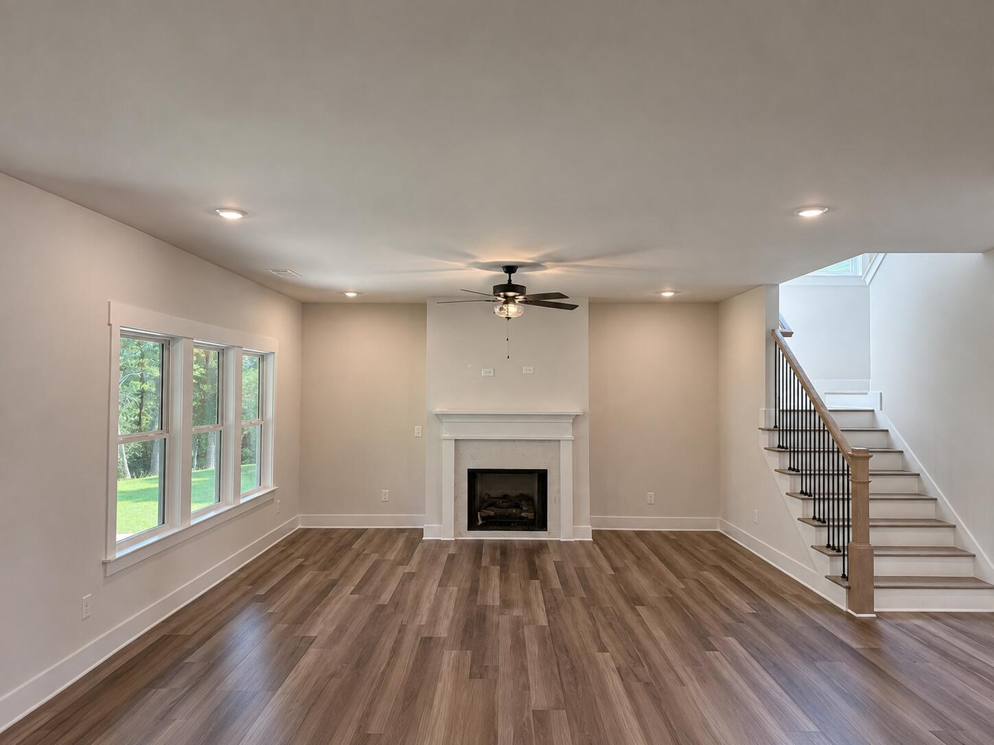 Image 4: Family Room
