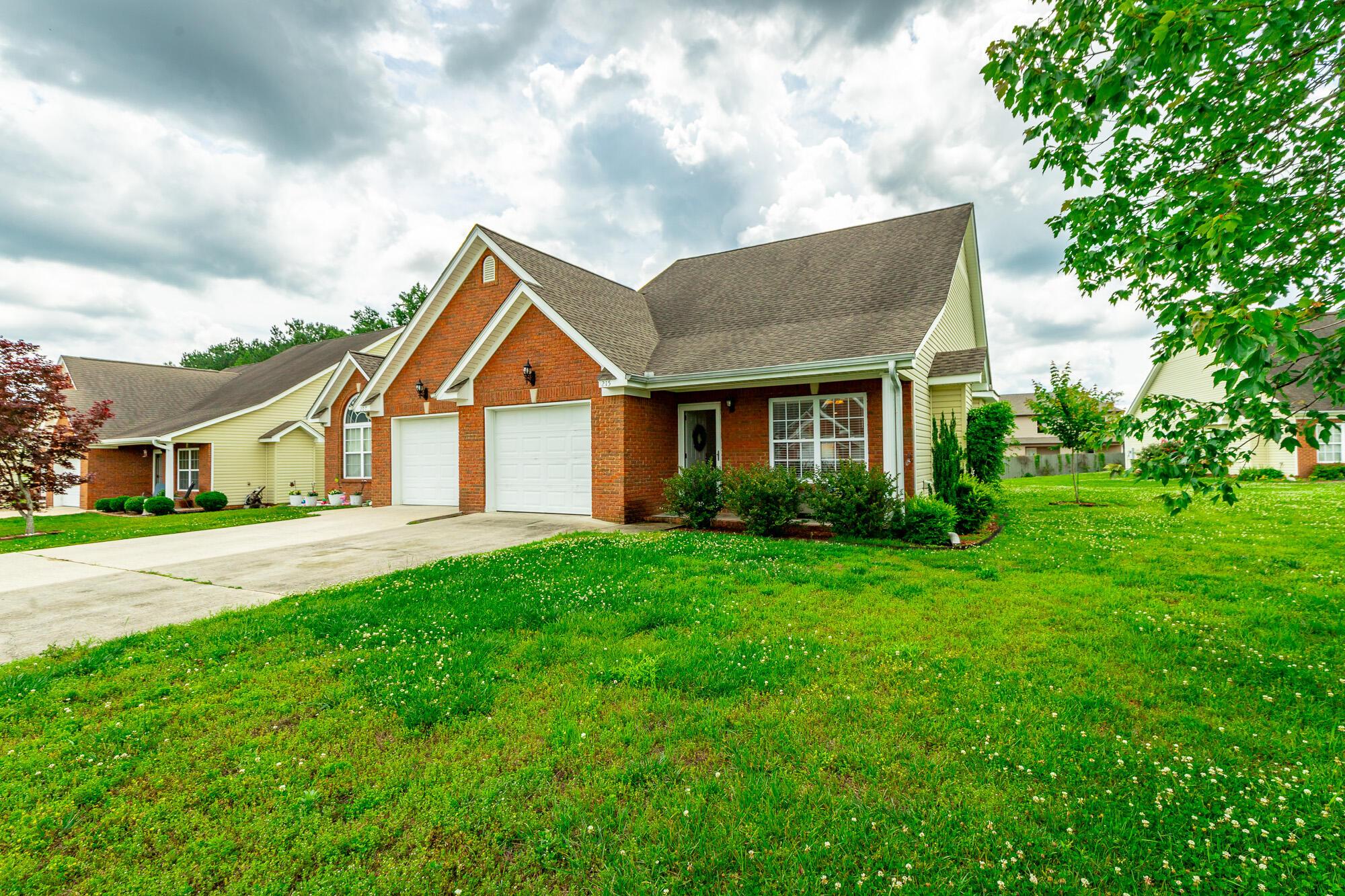 Image 2: 215 Briarstone Drive HD-19