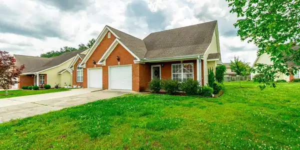 Image 2: 215 Briarstone Drive HD-19