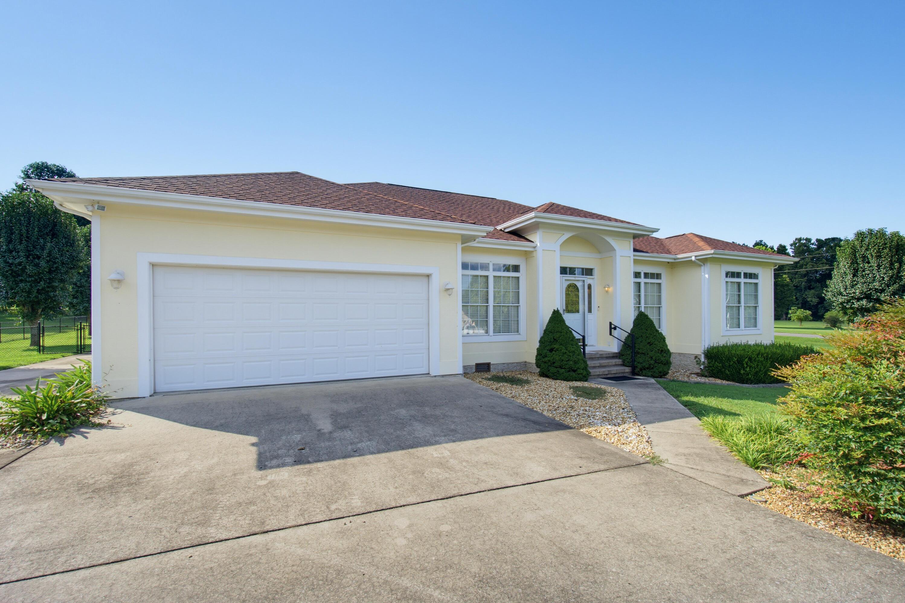 Image 3: 286 Cedar Lane-11