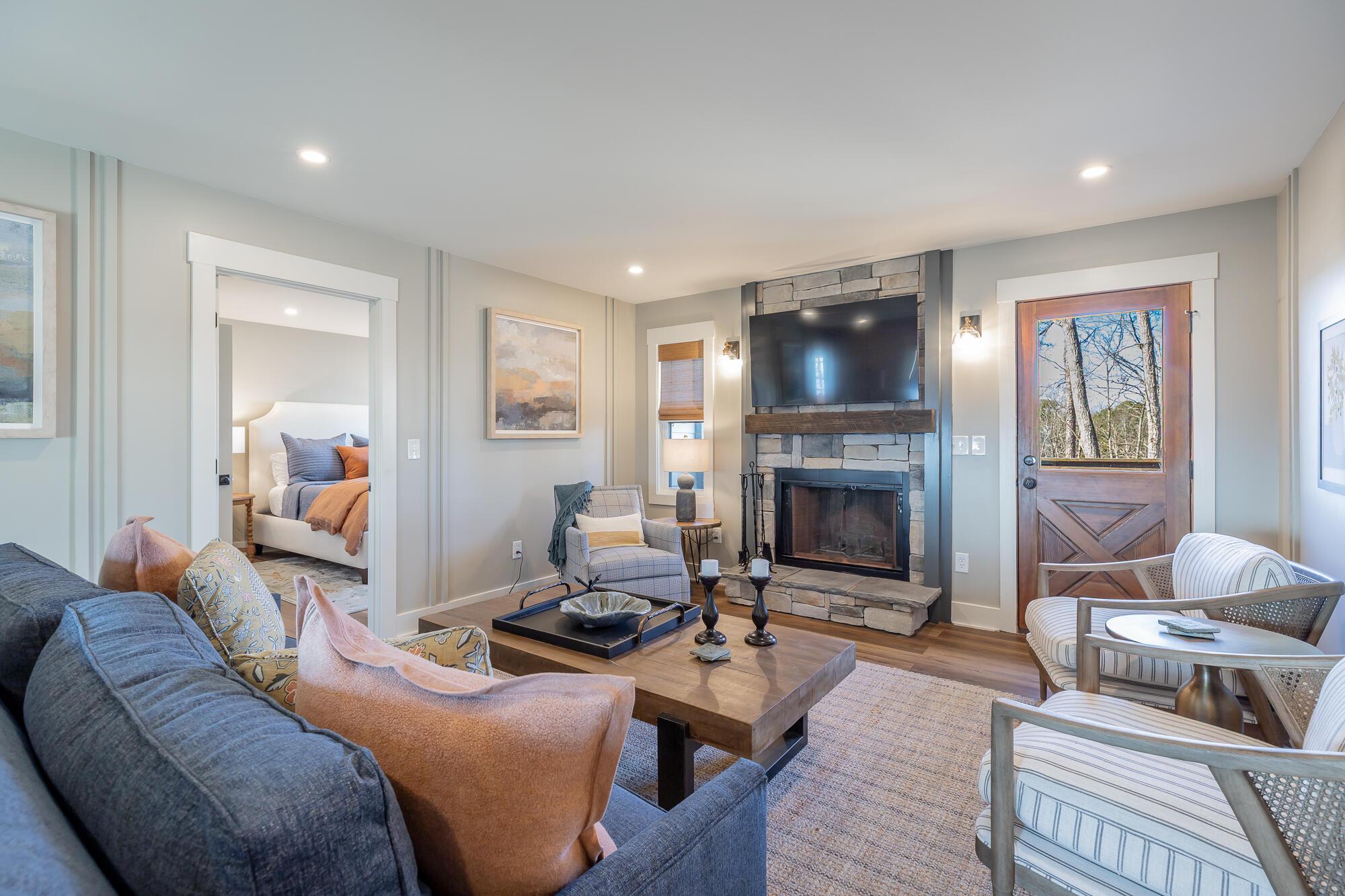 Image 3: 5110 Co Road 103 HD-13