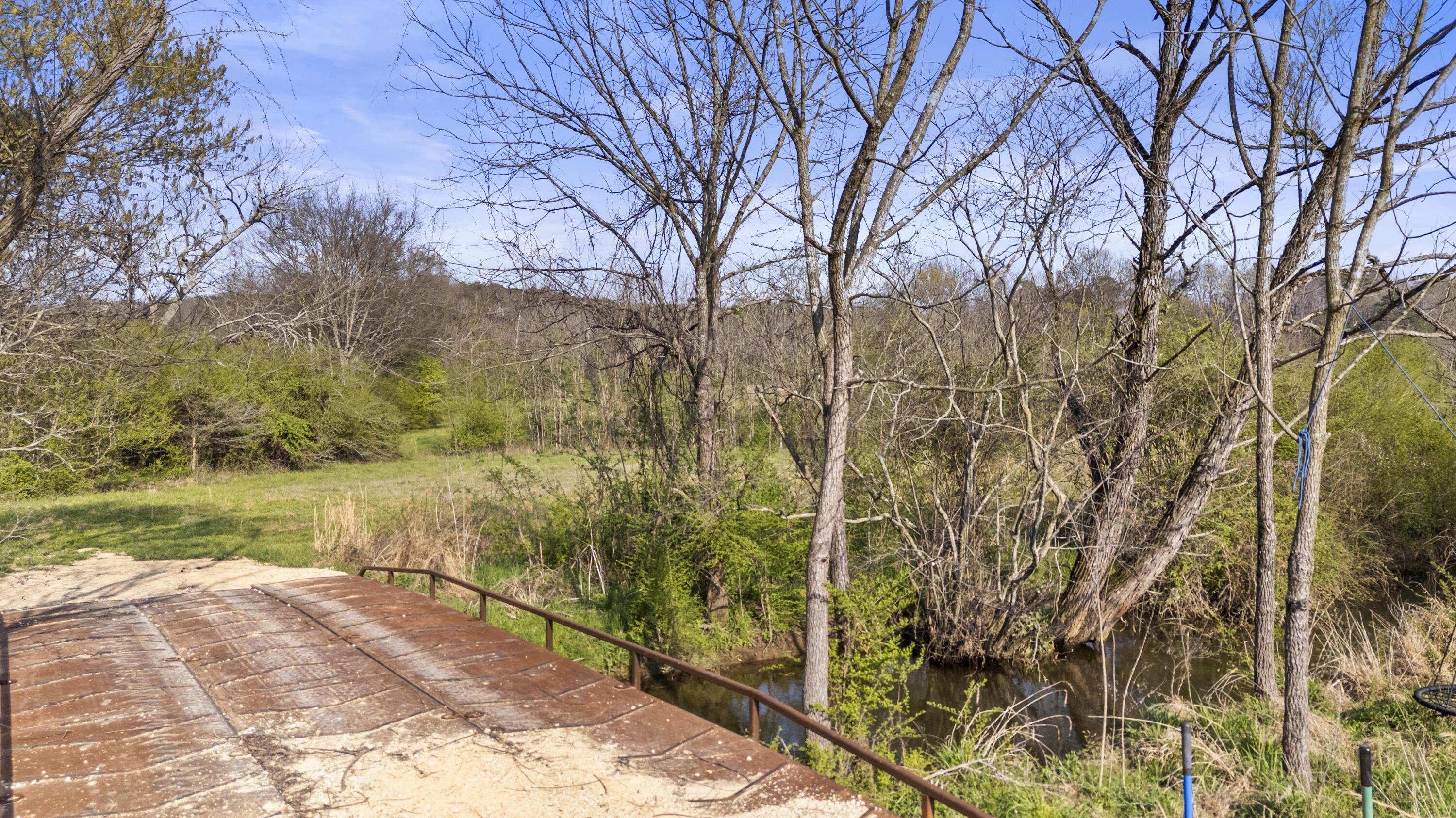Image 3: DJI_20260326173520_0524_D