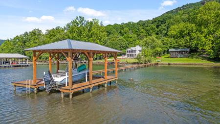 11020 Mullins Cove Road