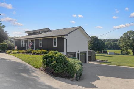 1421 Garden Farm Drive