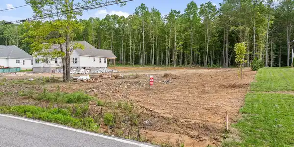 3075 Poe Road