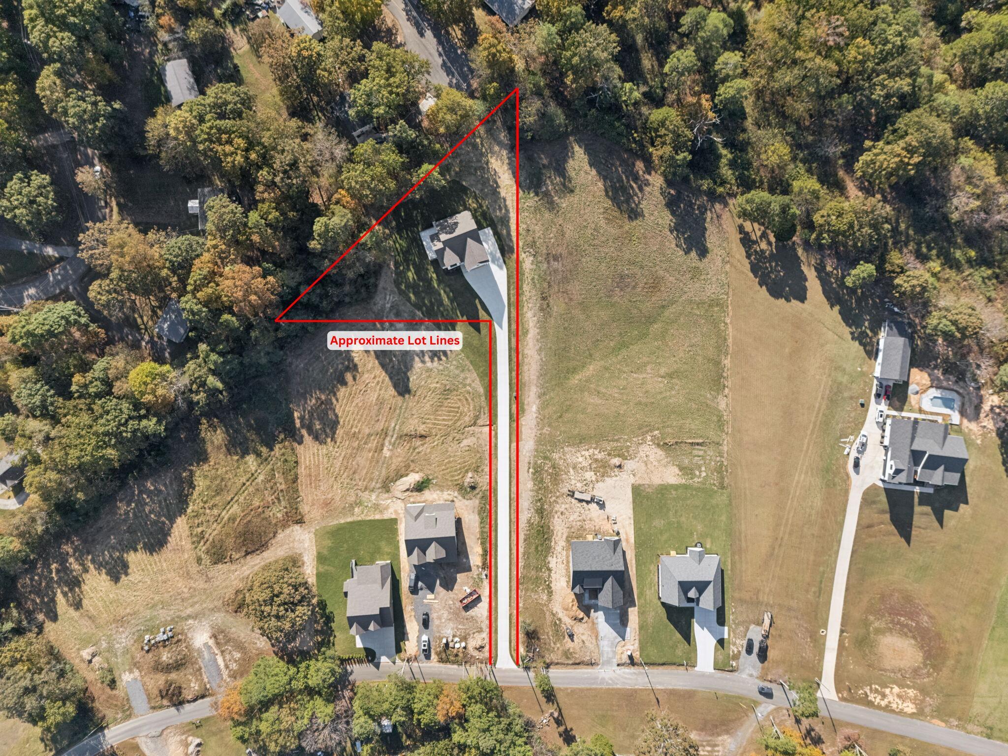 Image 2: 524 Approximate Lot Lines