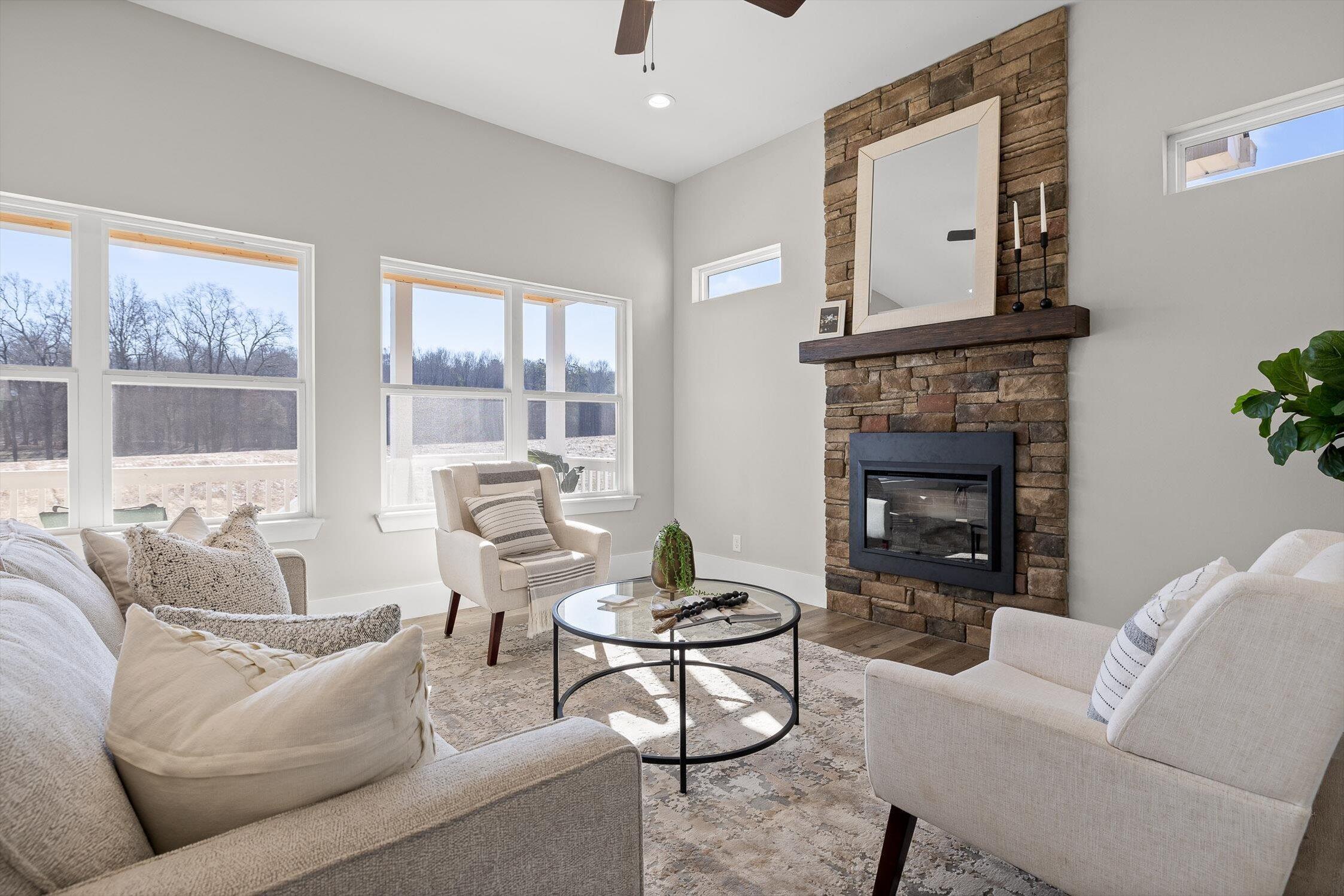 Image 3: 13-Old York-13