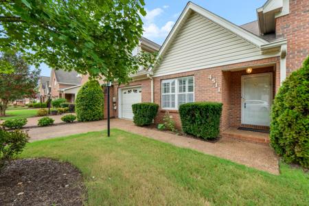 4511 Fire Pink Trail