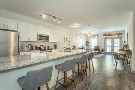 804 Riverfront Parkway