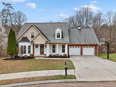 5542 Ginkgo Road