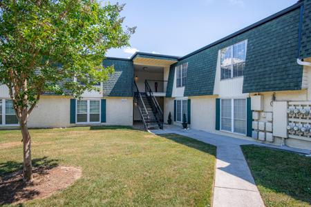 900 Mountain Creek Road