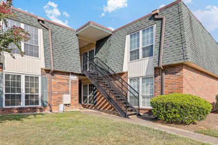 900 Mountain Creek Road