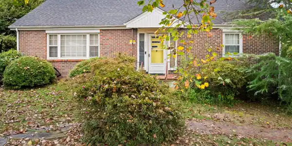 711 Mauldeth Road