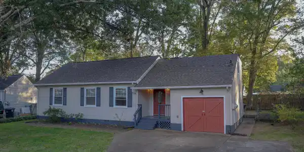 25 Woodard Circle