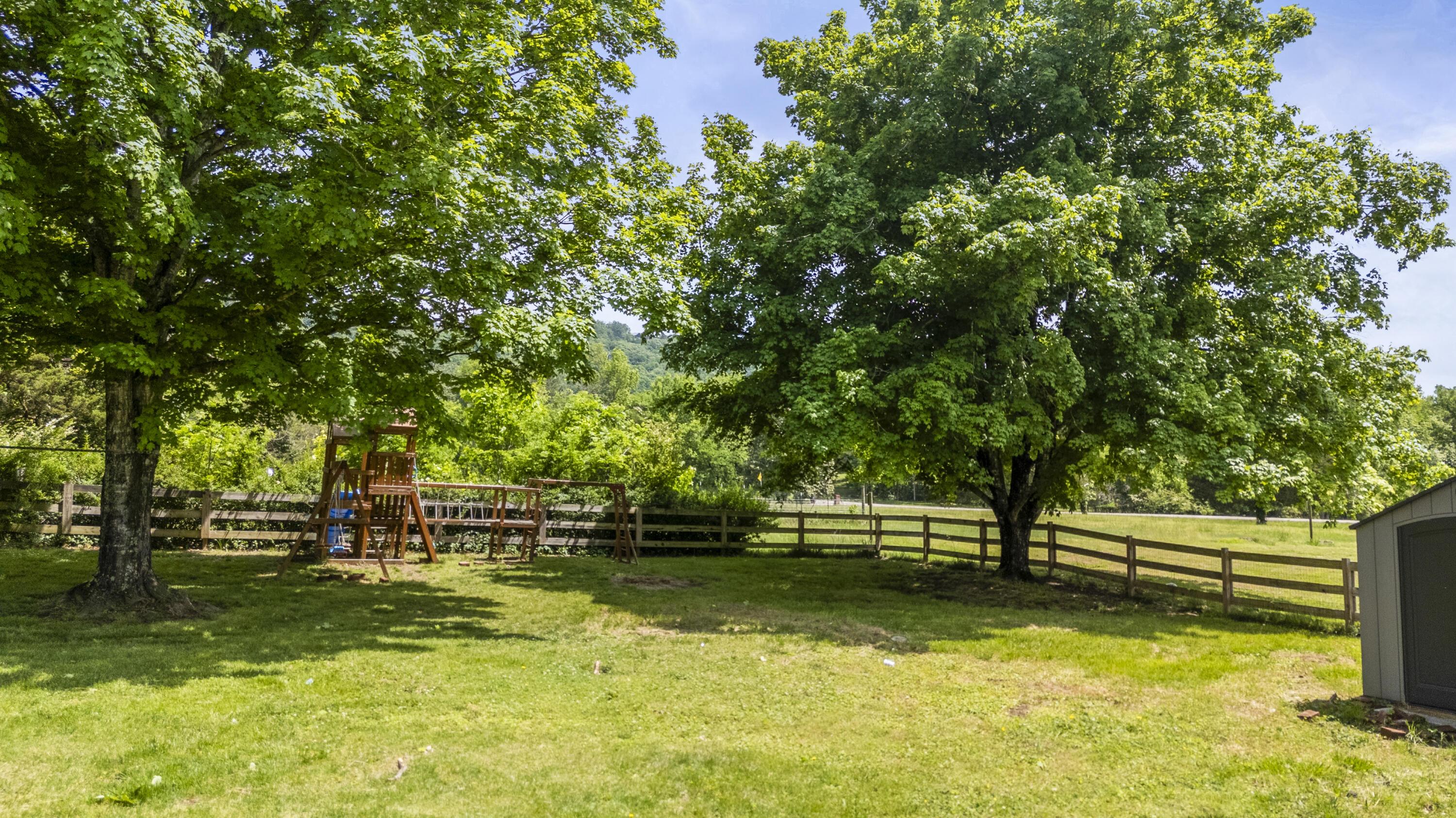 Image 3: Property