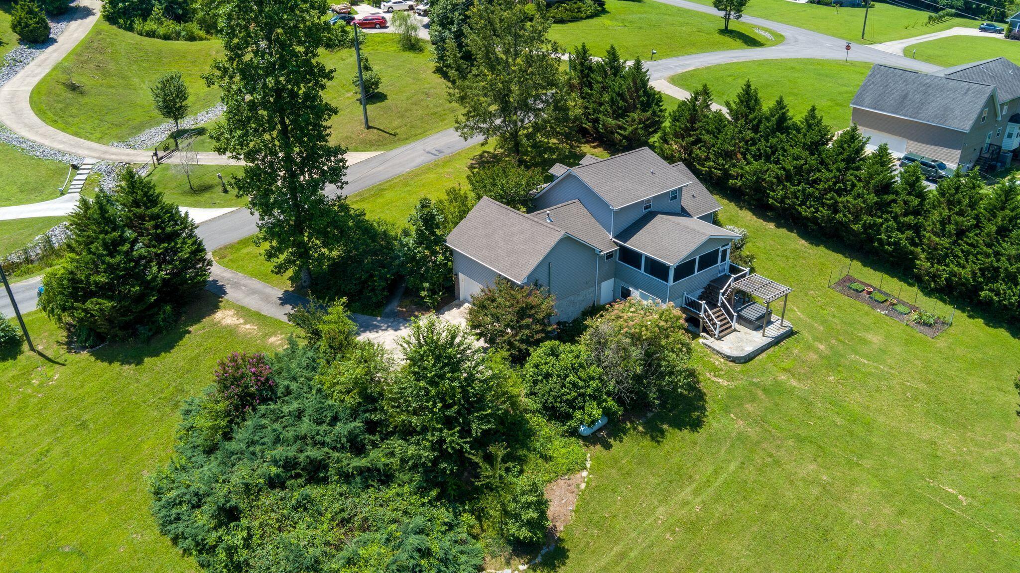 Image 2: 67 Whispering Pines Drive