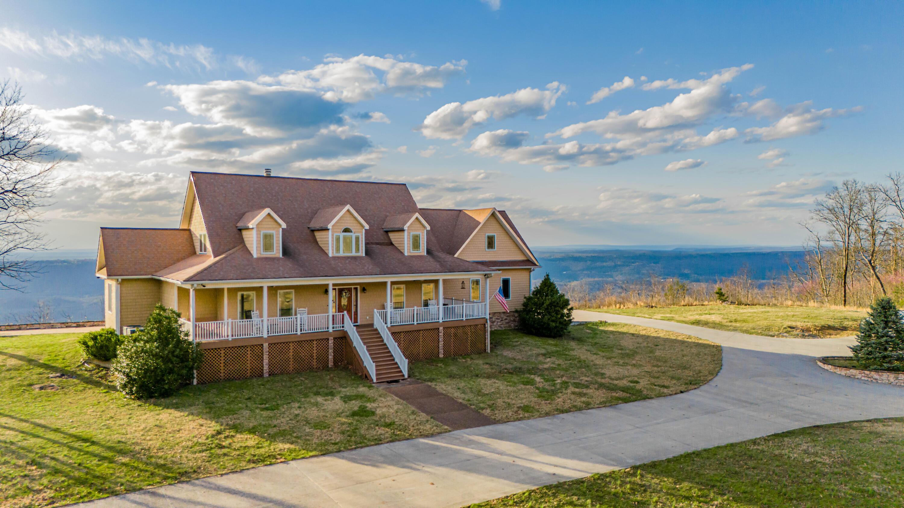 Image 3: DJI_20250319184425_0457_D