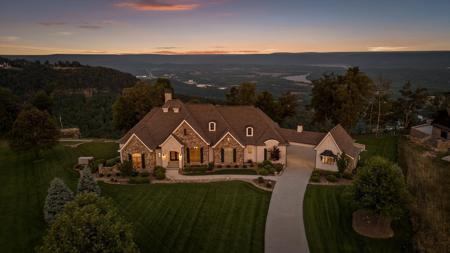 240 Cash Cave Road