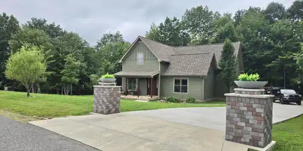 220 Bear Crawl Road