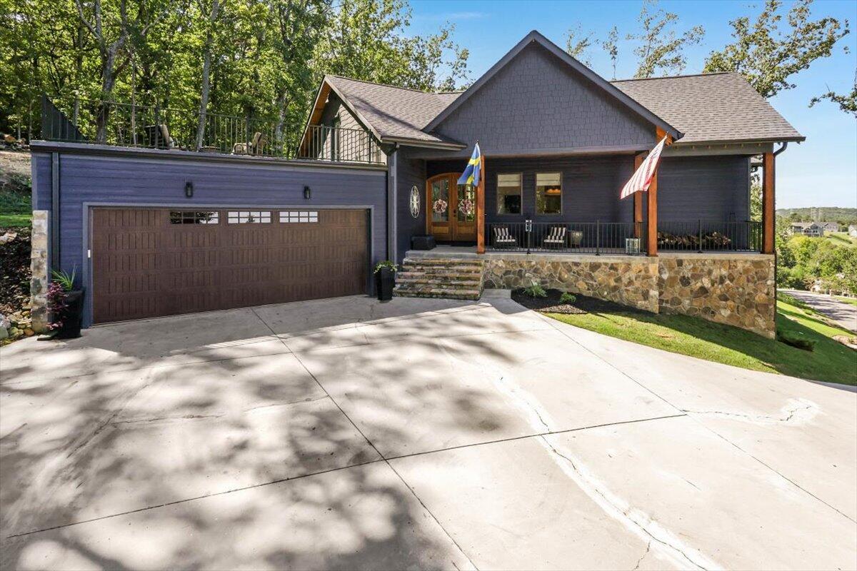 Image 4: 02-Pinnacle Tour - 9934 Caseview - 02