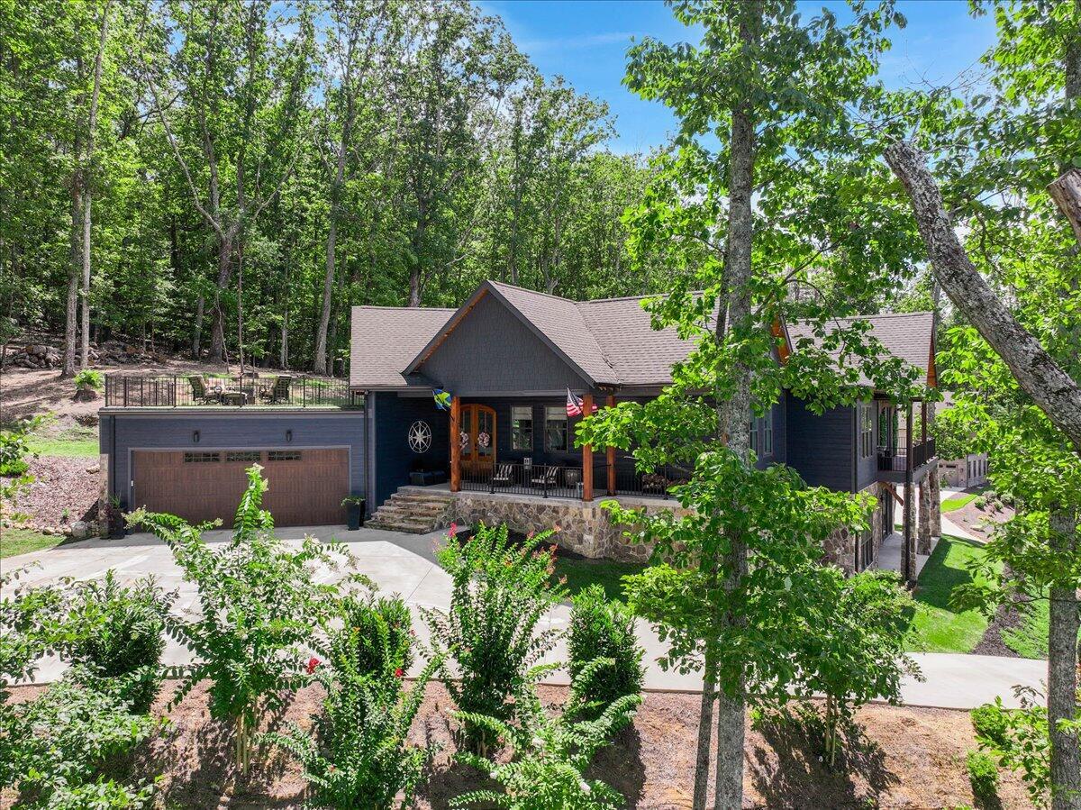 Image 1: 59-Pinnacle Tour - 9934 Caseview - 60