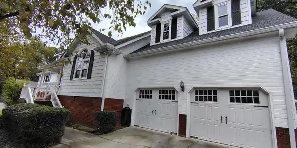 322 Southwood Circle