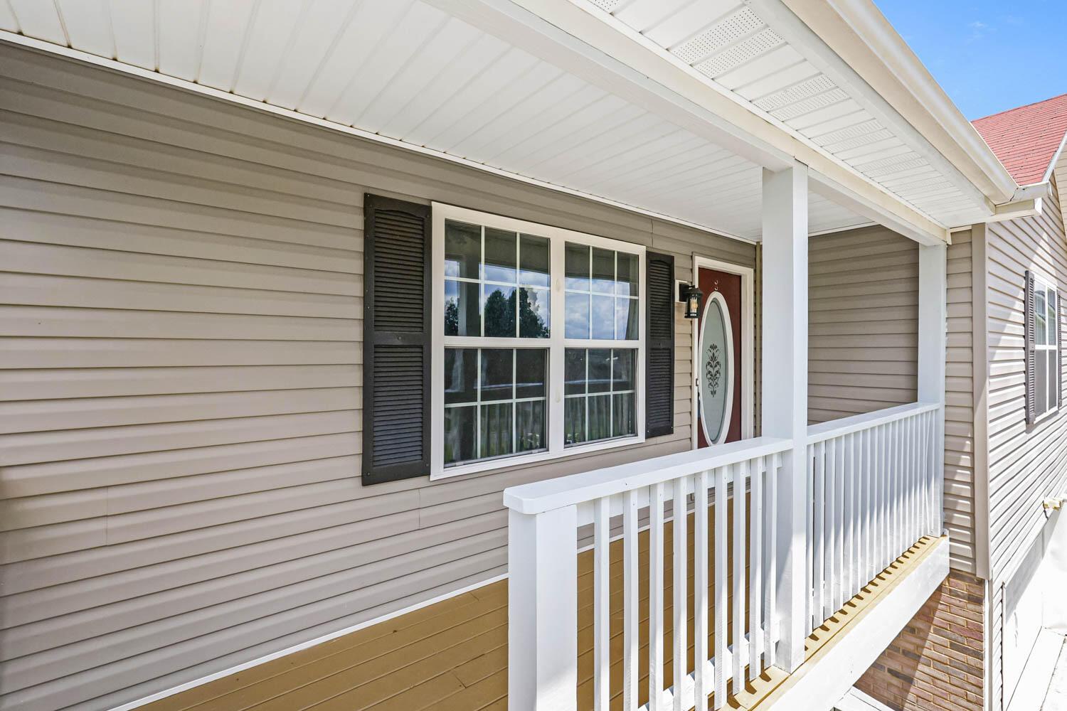 Image 2: 03-295 Farmway - Pinnacle Tour - 03