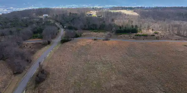 Image 4: 4-web-or-mls-DJI_20260309124640_0226_D-4