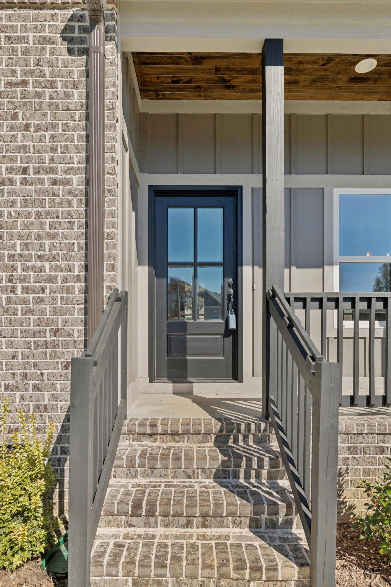 Image 4: 6-115 White Tail Lane NW - 006