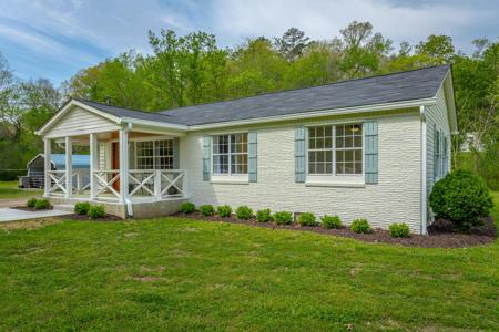 9039 Dallas Hollow Road