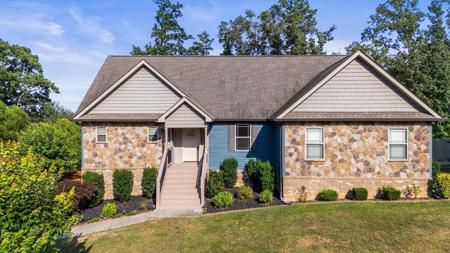 133 Briar Meadow Trail SE