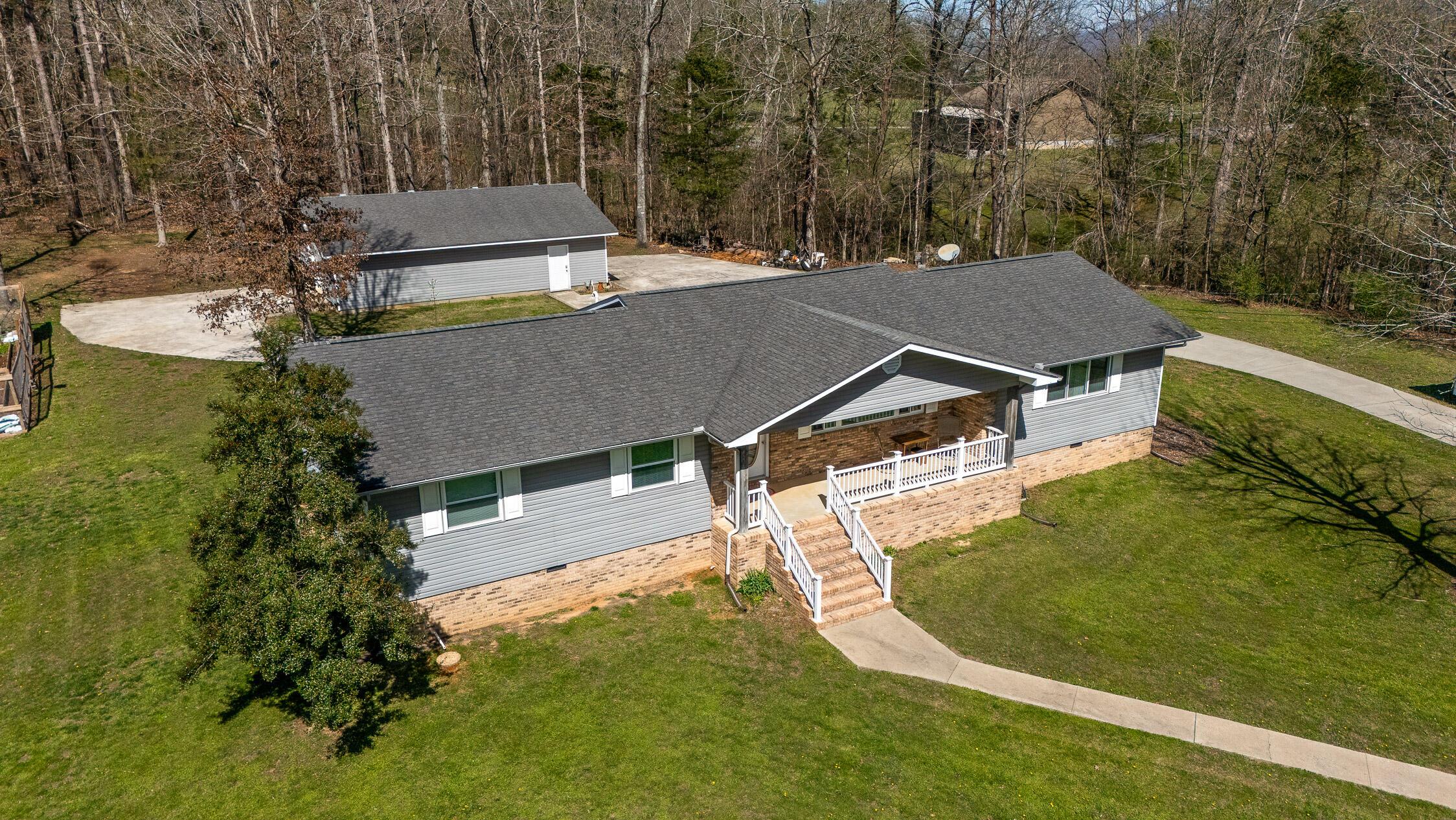 Image 4: 57-Daniels-56