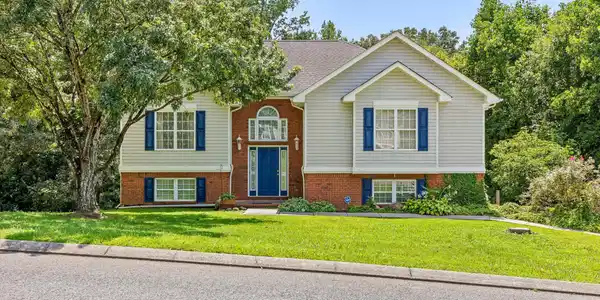 5008 Dellwood Drive