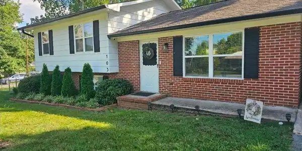 103 Azalea Avenue