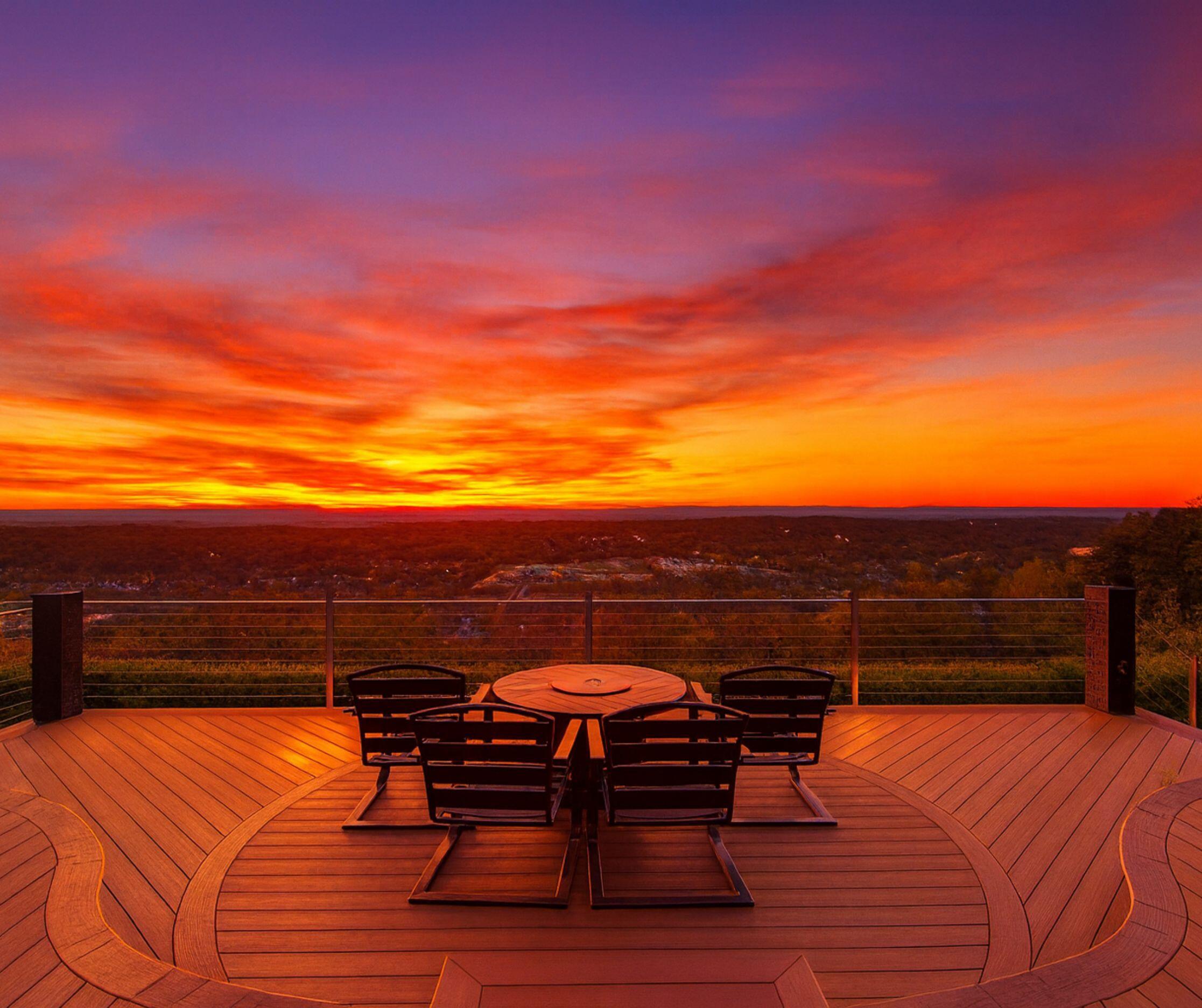 Image 2: Sunset Open House