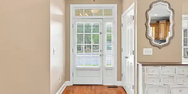 Image 2: 2