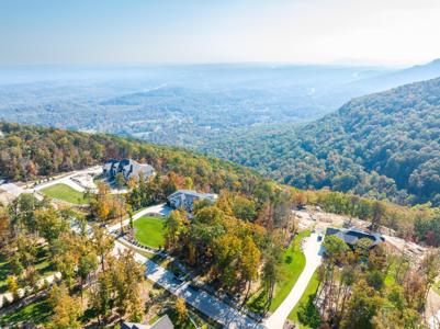 8142 Mountain Laurel Trail
