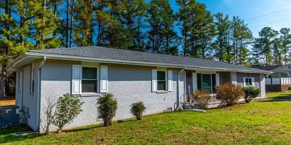 92 Nancy Lane