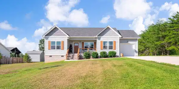 106 Forest Hill Lane