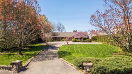 230 W Brow Road Road