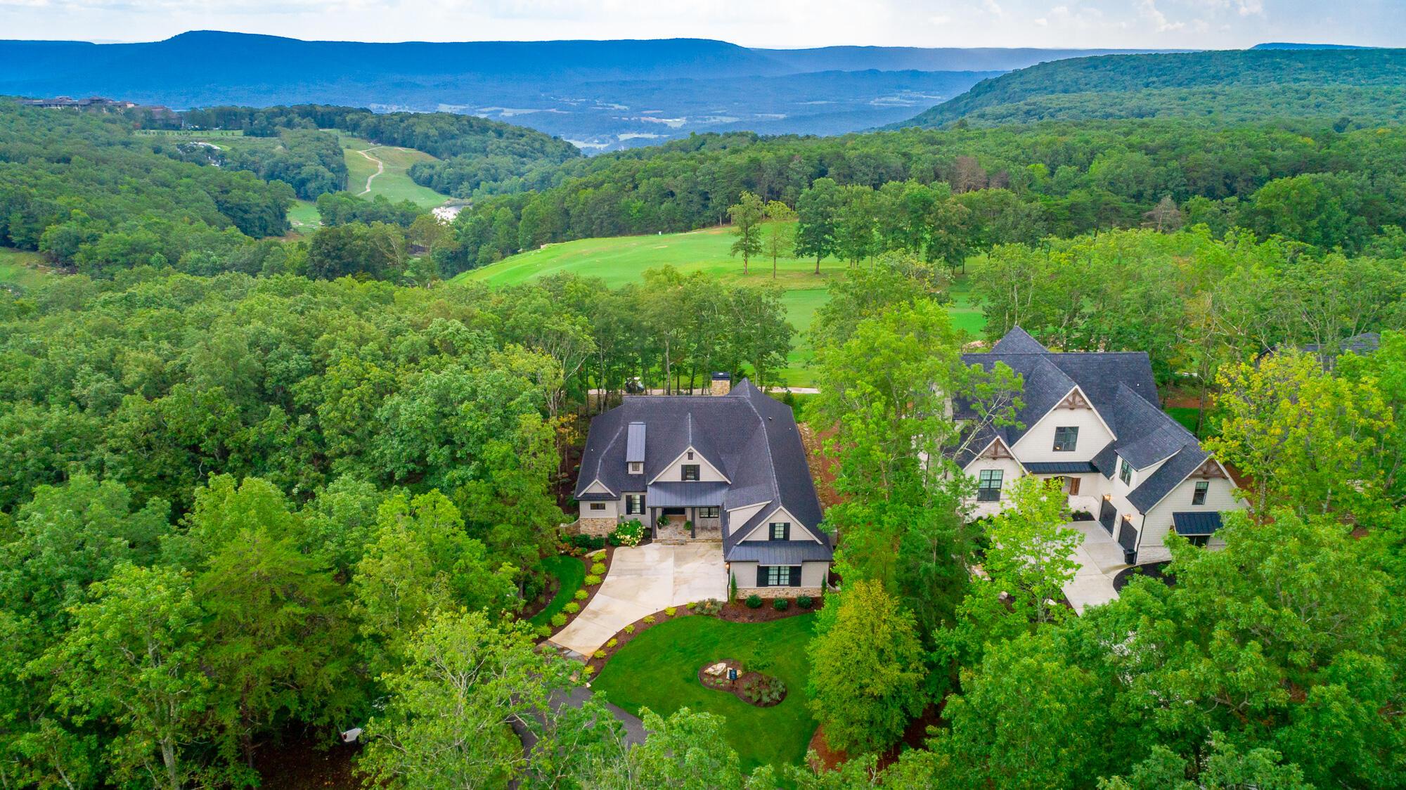 Image 3: 179 Rushing Waters Trail