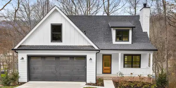 217 Lynnolen Lane