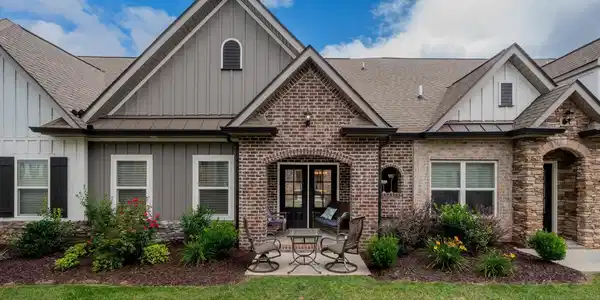 154 Founding Way