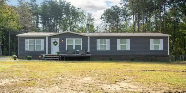 435 County Line Road